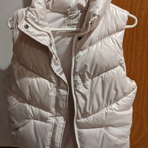 Women's Old Navy Puffer Vest